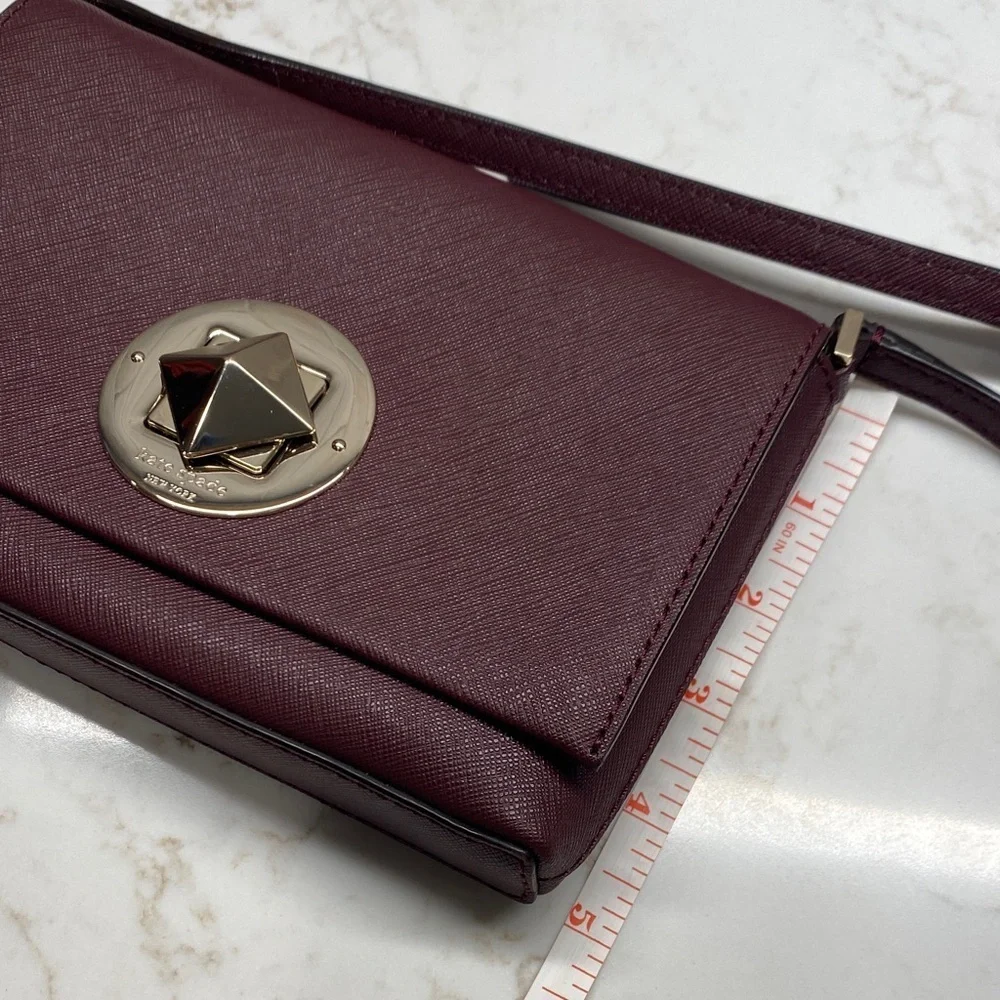 Kate Spade Grace | Grace Fliplock Crossbody Burgundy Gold-Tone Pyramid Turn-Lock